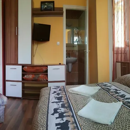 Δωμάτια σε οικογενειακή κατοικία Napsugar