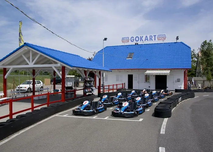 Gazde/Camere de închiriat Napsugar *